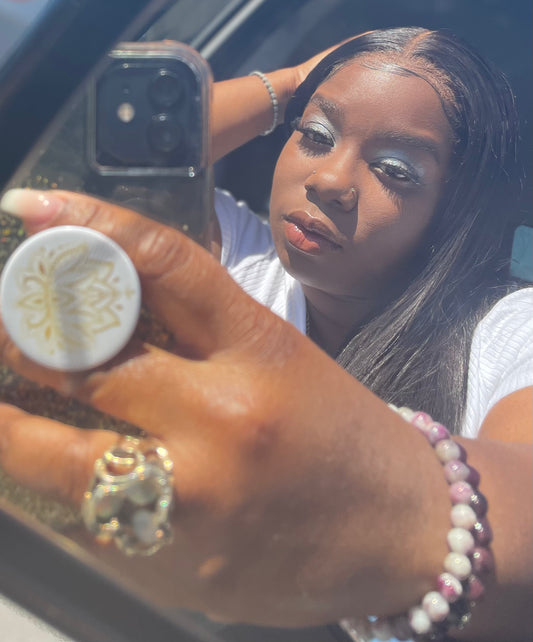 HD Closures - Her One Stop LLC